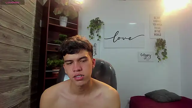 Онлайн чат XXX jac_cox