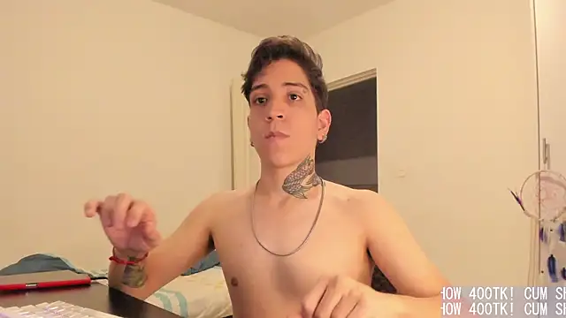 Chatroom XXX en direct de Michael_v77