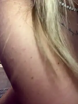 Chat XXX en directo de KirstieVegas