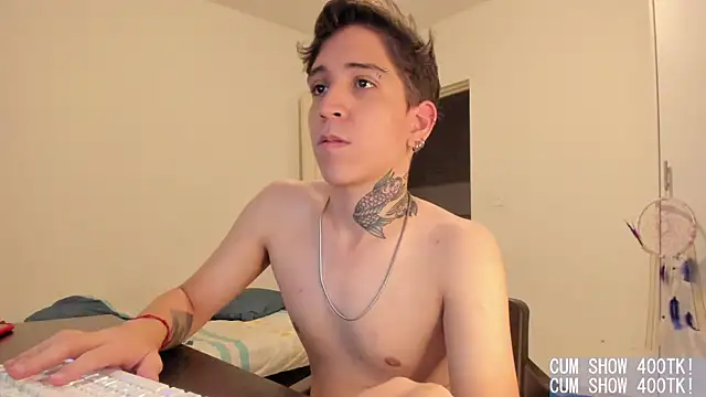Michael_v77n Live XXX chat