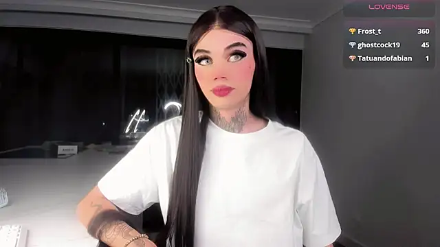 Show modela nataliagoddess_ na web-kameri