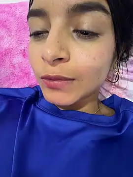 צ'אט XXX בשידור חי של violeta365