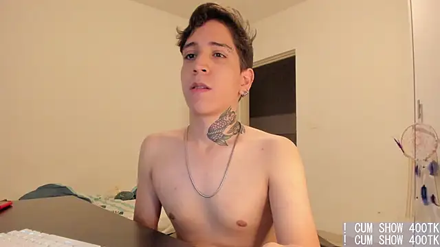 Michael_v77 Live XXX-chat