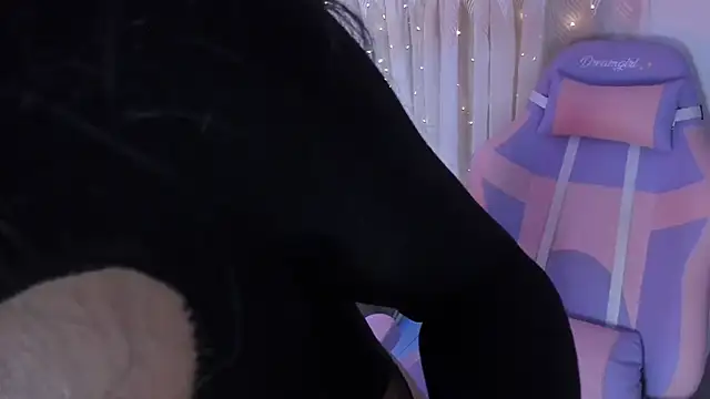 Jade_Thonson1 Adlı Modelin Canlı XXX Sohbeti