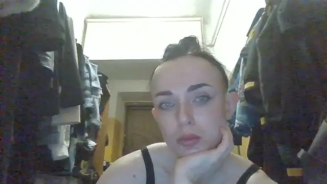 Chat XXX ao vivo de Trinsy_Love