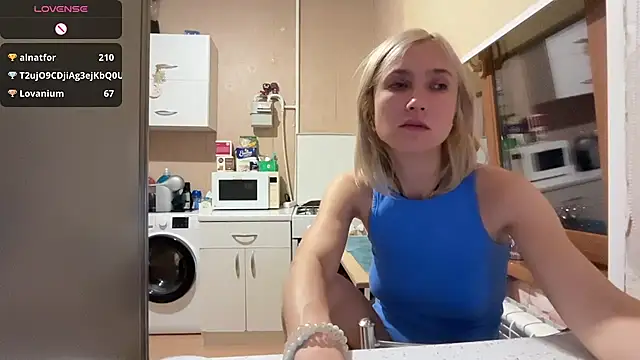 AngelJeni 现场XXX聊天