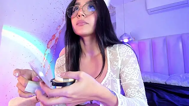 Chat +18 de Marie_Lee ao vivo