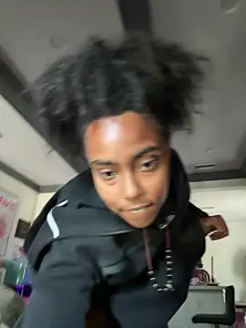 צ'אט XXX בשידור חי של seductivefreak7