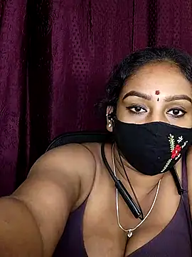 Czat XXX na żywo – Tamil_Soniya