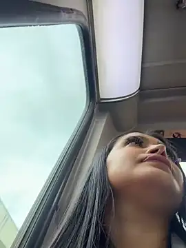 Sara_fun élő XXX-chatje