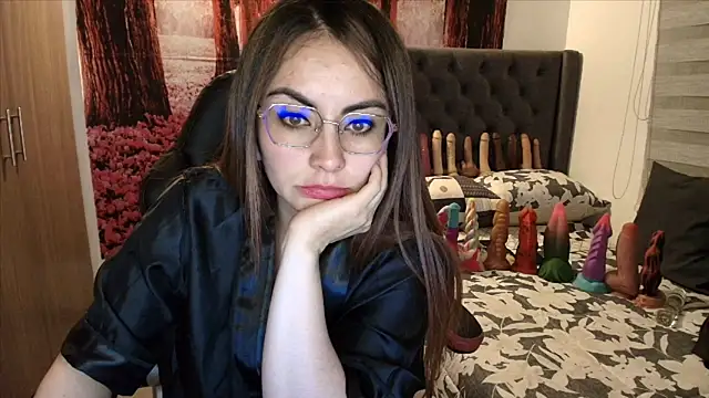 sofia23dirty: онлайн-секс-чат