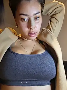 دردشة Luianna الجنسية المباشرة