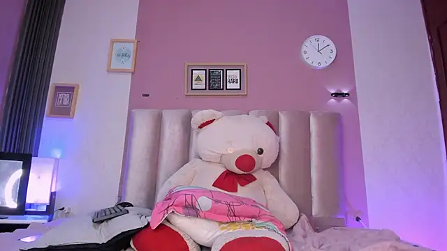 ORIANNA_21 Chat XXX in diretta