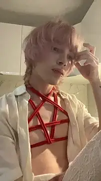 ixistudiomember 即時 XXX 聊天