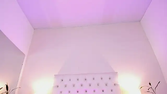 Tiffanny_Gomez: онлайн-секс-чат