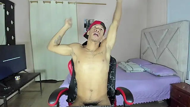 צ'אט XXX בשידור חי של Toptony22