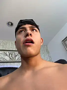 Lander_Cruz 现场XXX聊天