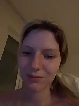 MaryHiggins' Live XXX Chat