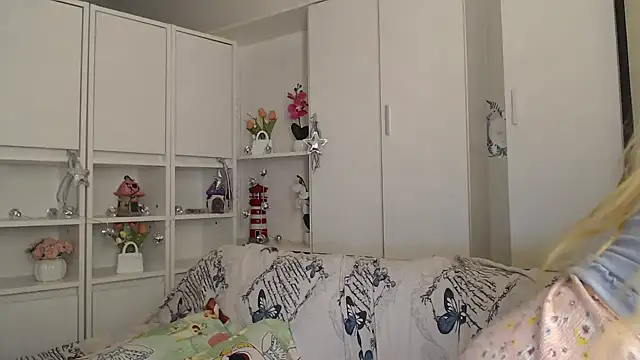 XXX chat uživo modela _karolynesyera_