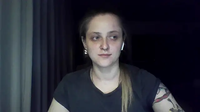 LeaWetGirl's Live XXX Chat