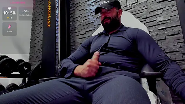Czat XXX na żywo – David_Big_Daddy