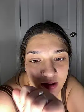 Webkamerová show treasurebabii