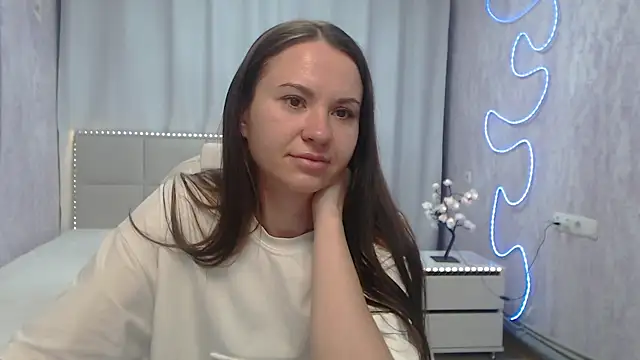 KaraCriegs' Live XXX Chat
