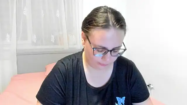 Chat +18 de amiravyxen ao vivo