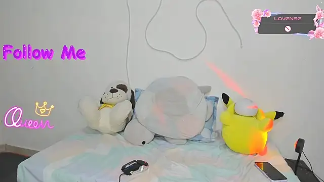 litle_mily_'s Live XXX Chat