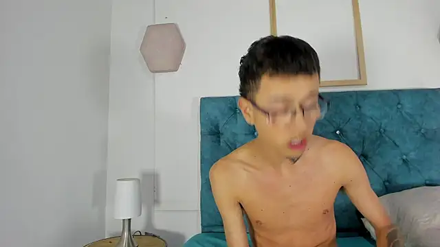 asher_lux Show in webcam