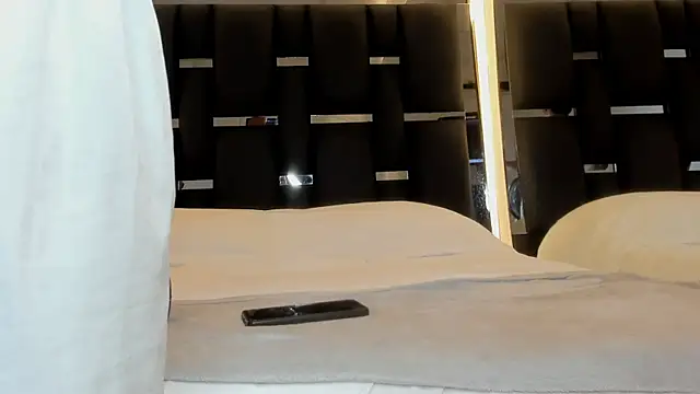 XXX chat uživo modela zack_dehaan