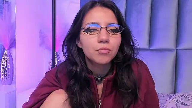 Chat XXX en directo de HollyPeach