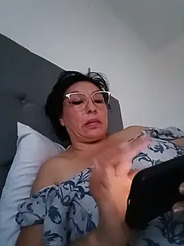 katysquirtdirtyのライブXXXチャット