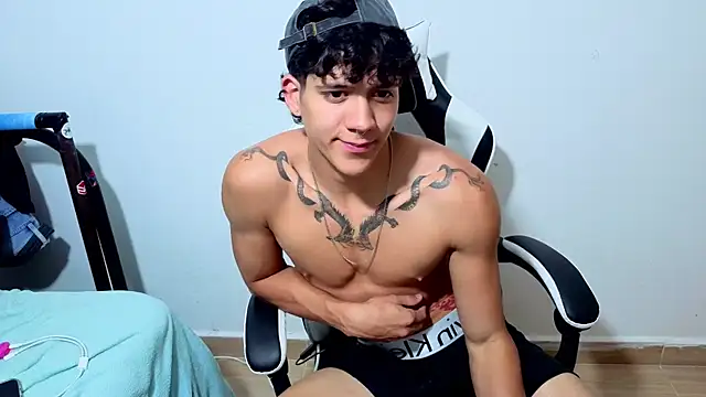 Czat XXX na żywo – Noah__Dick
