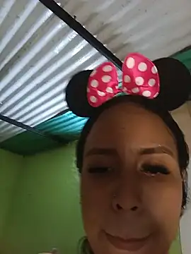 Laura20lopez 即時 XXX 聊天