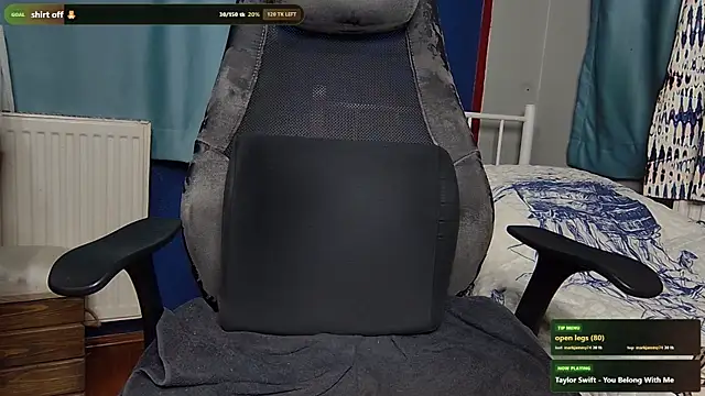 XXX chat uživo modela hairybearcb