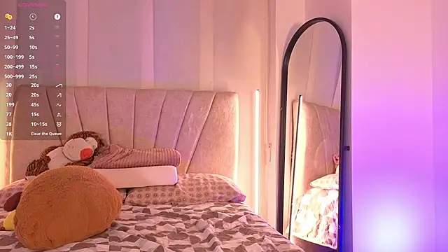 Chat +18 de sweetlittlevenus ao vivo