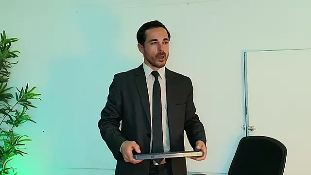 Adams_Sanz: απευθείας συνομιλία ΧΧΧ
