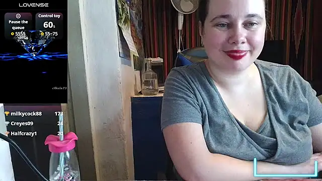 Cora_Maro Adlı Modelin Canlı XXX Sohbeti