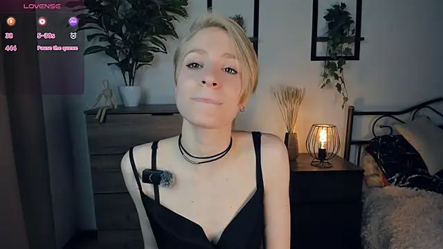 JanettePerron Live XXX chat
