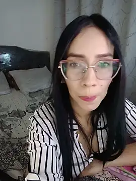 YaraDuartee Adlı Modelin Canlı XXX Sohbeti
