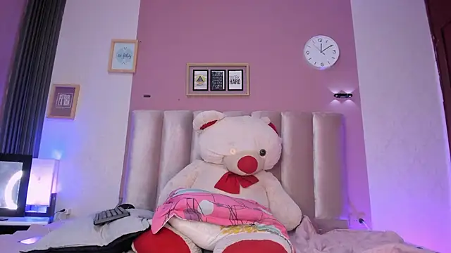 Chat XXX en directo de ORIANNA_21