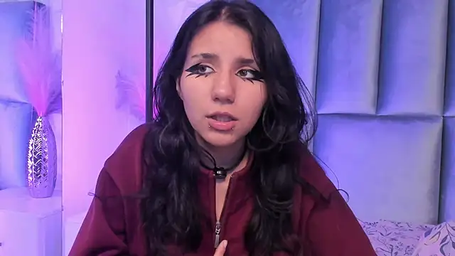 Chat +18 de HollyPeach ao vivo