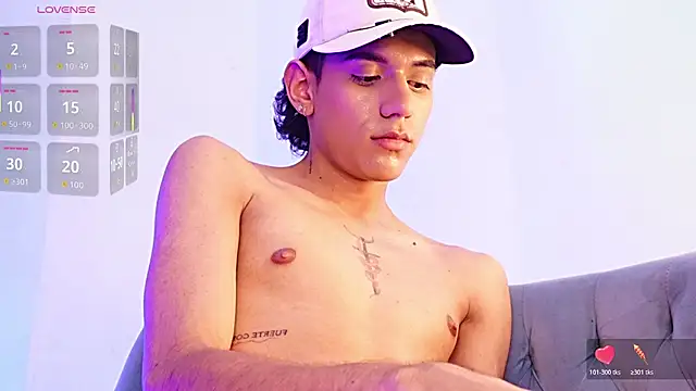 MathewAdamss Live XXX-Chat