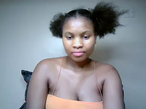 Swt_smiles' Live XXX Chat