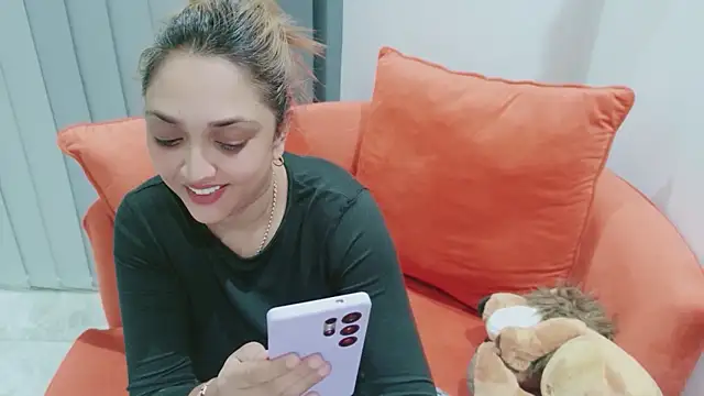 Chat XXX en directo de INDIANROMANCE