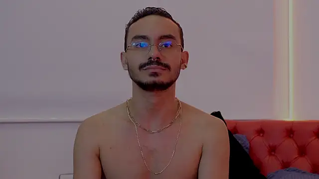 thomas_montiel – Live XXX-chat