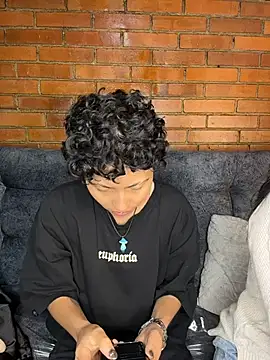 ian_mathias_'s Webcam Show