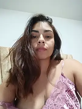 Ivanna2's Live XXX Chat