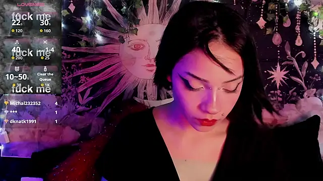 LaxiViolet's Live XXX Chat